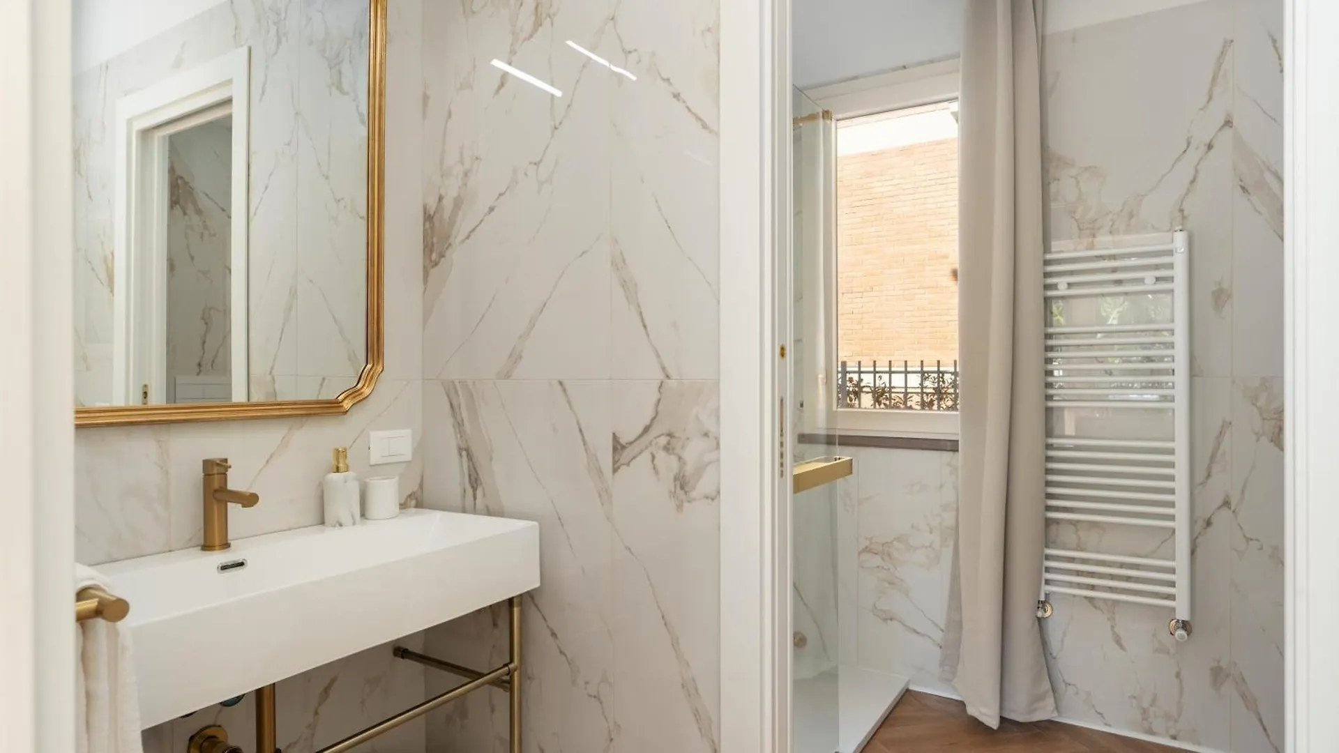 Casa Amare 4&2, Emma Villas Camaiore